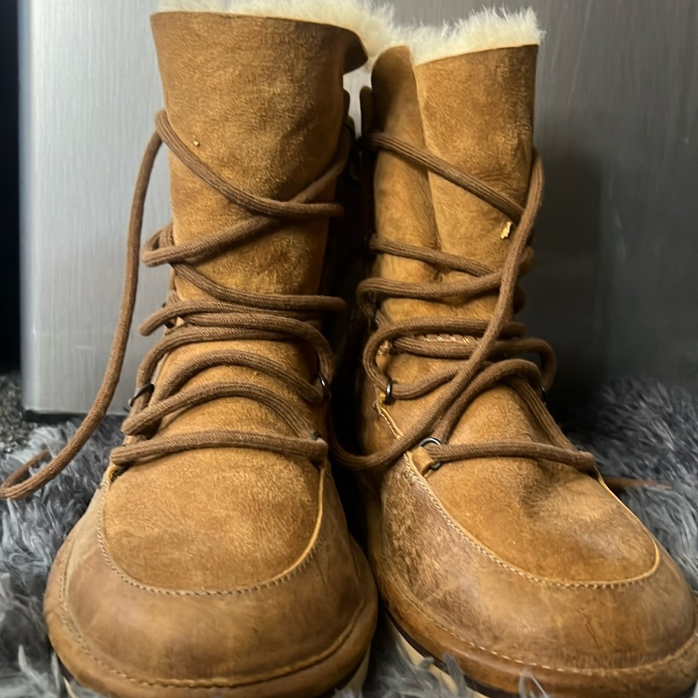 COPY - Neva worn still very new ticket still size 5 negotiate price
